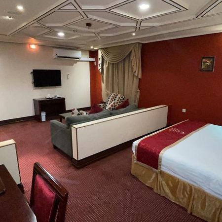 Al Mansour Grand Hotel Ḩafar al Bāţin Dış mekan fotoğraf