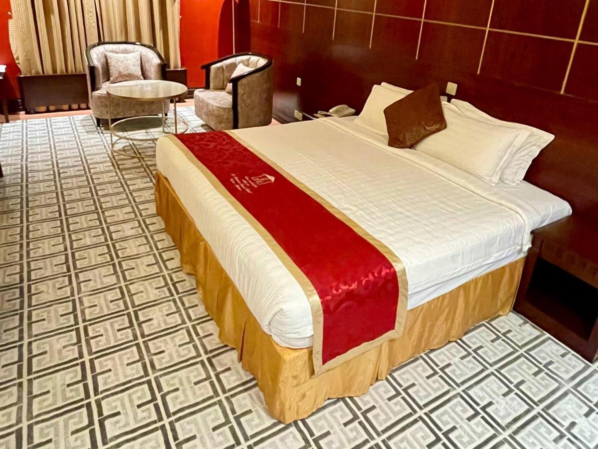 Al Mansour Grand Hotel Ḩafar al Bāţin Dış mekan fotoğraf