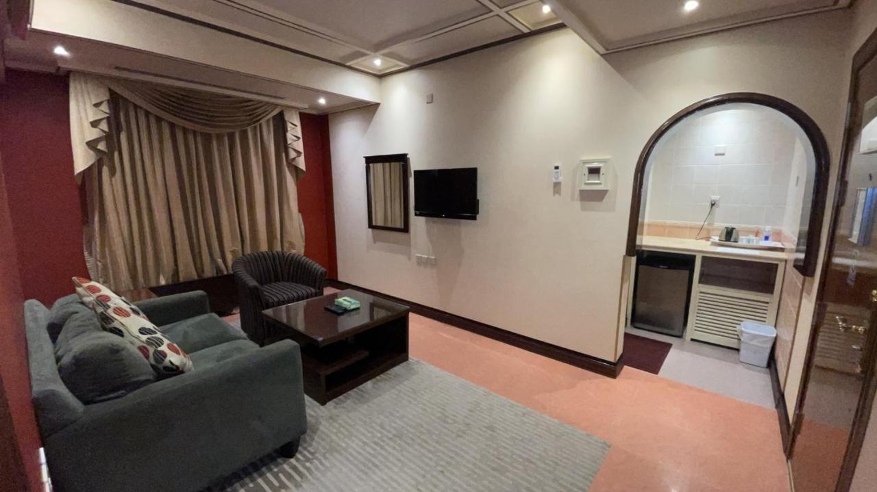 Al Mansour Grand Hotel Ḩafar al Bāţin Dış mekan fotoğraf