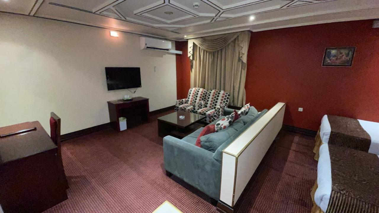 Al Mansour Grand Hotel Ḩafar al Bāţin Dış mekan fotoğraf